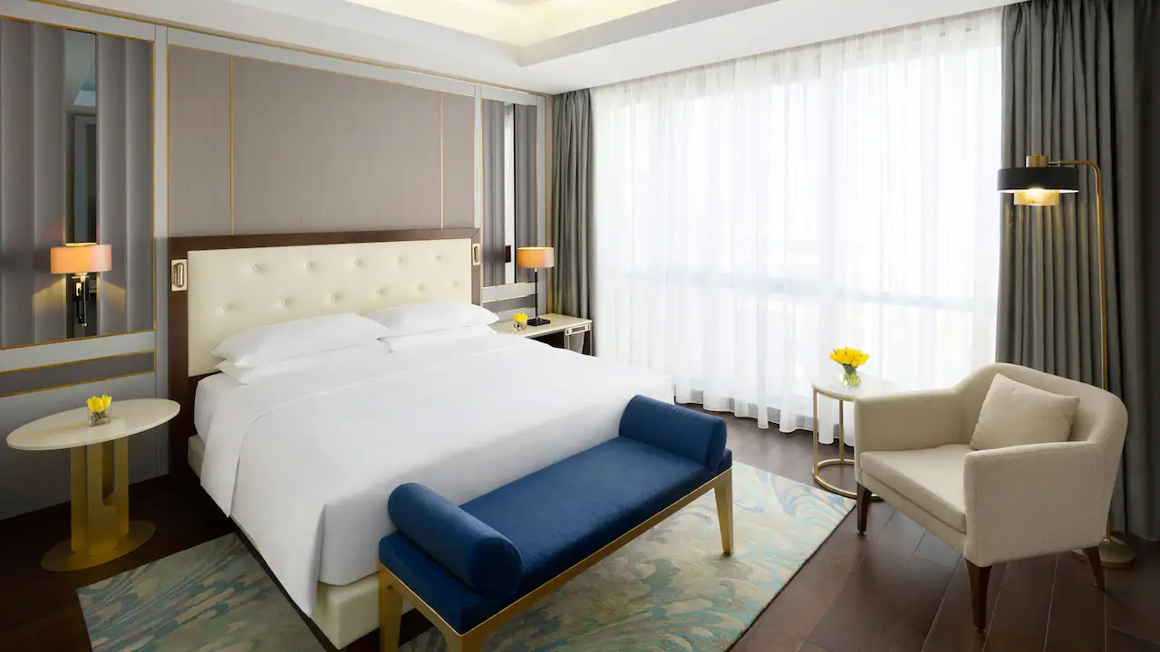 Grand-Hyatt-Al-Khobar-P044-Two-Bedroom-Residence-Bedroom.16x9.webp